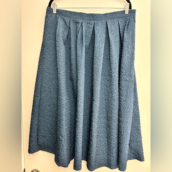 Dark Blue Satin Midi Skirt (US 12) - Picture 3 of 4